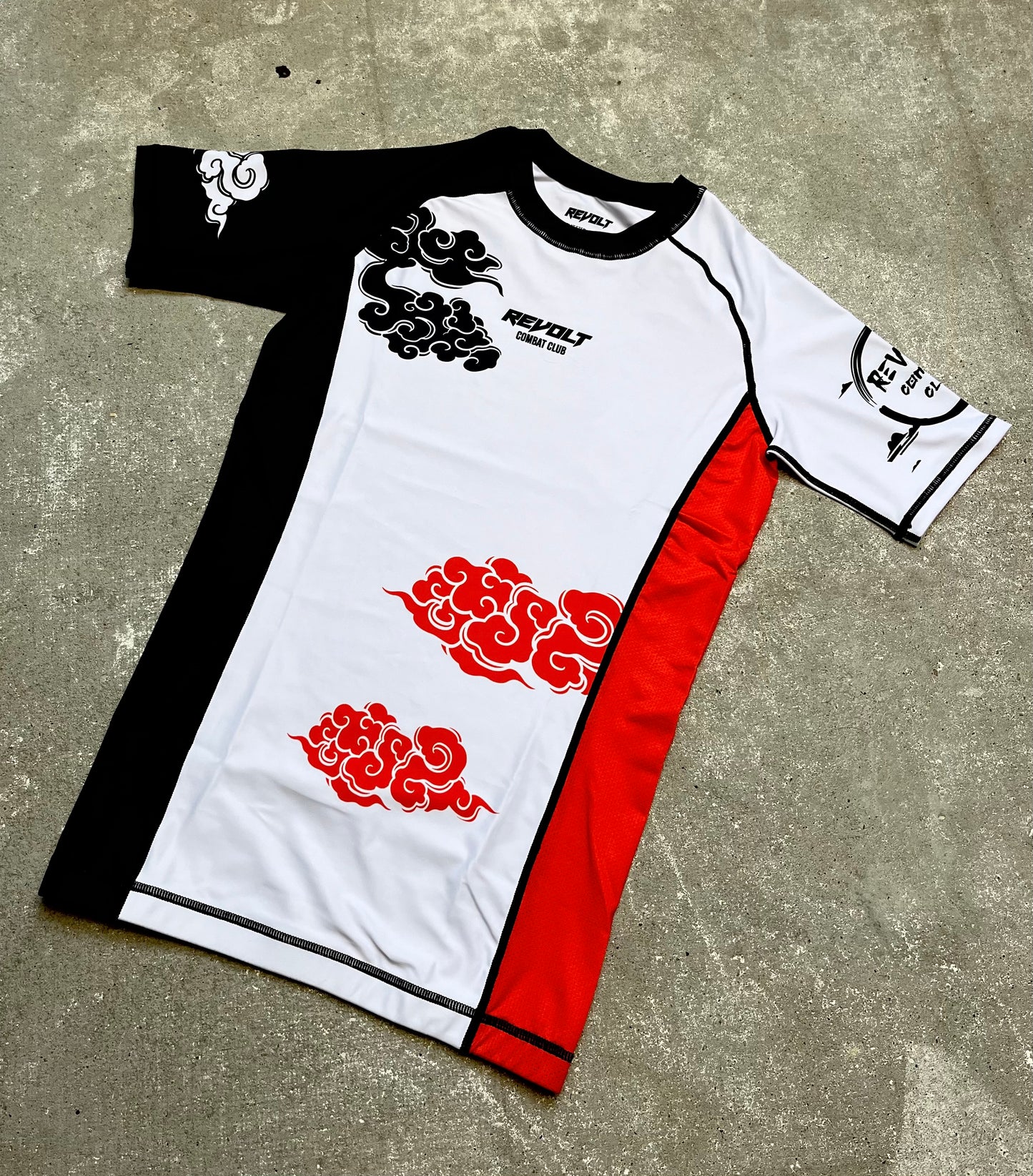 Revolt White CLOUD Rashguard
