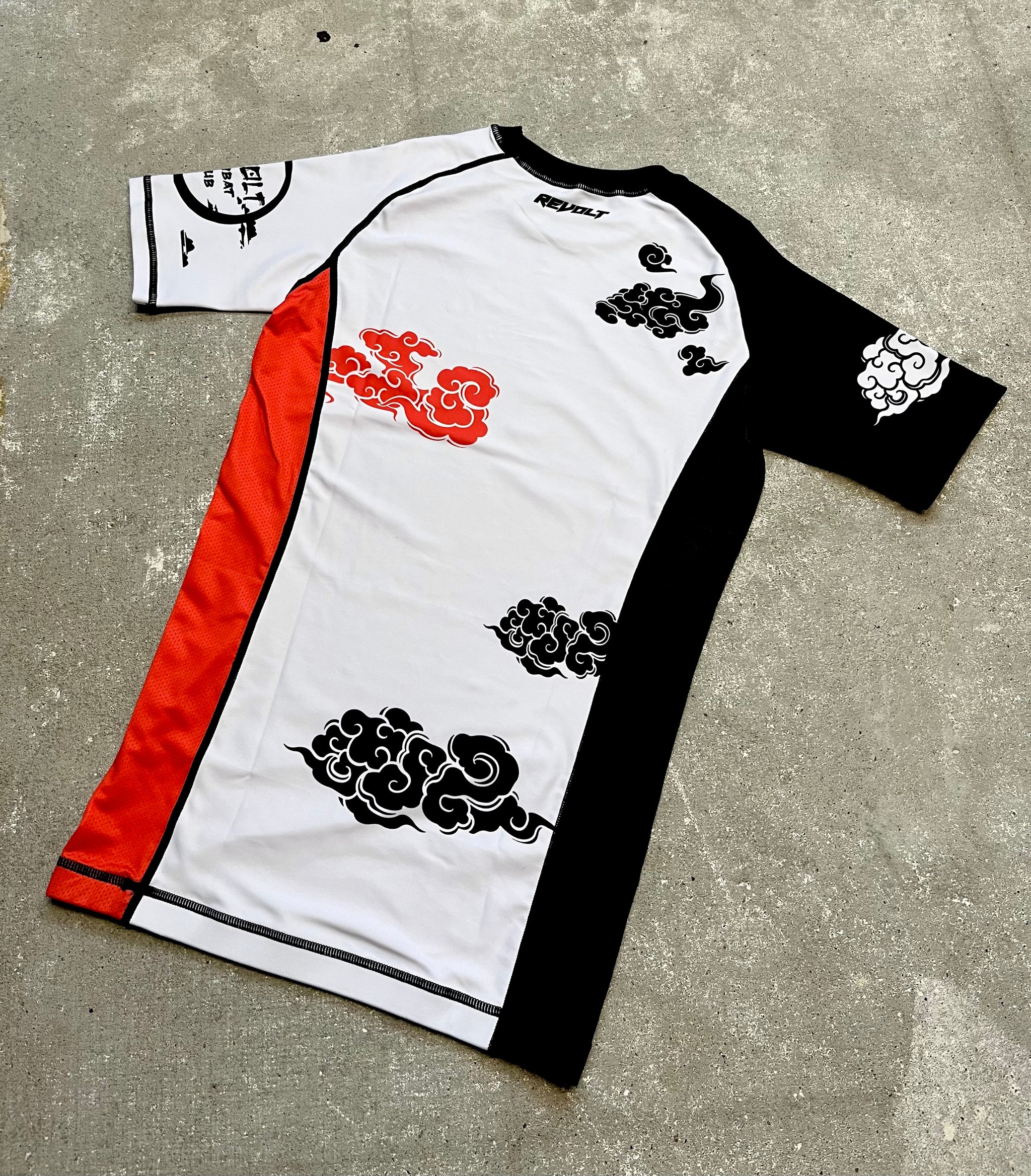Revolt White CLOUD Rashguard