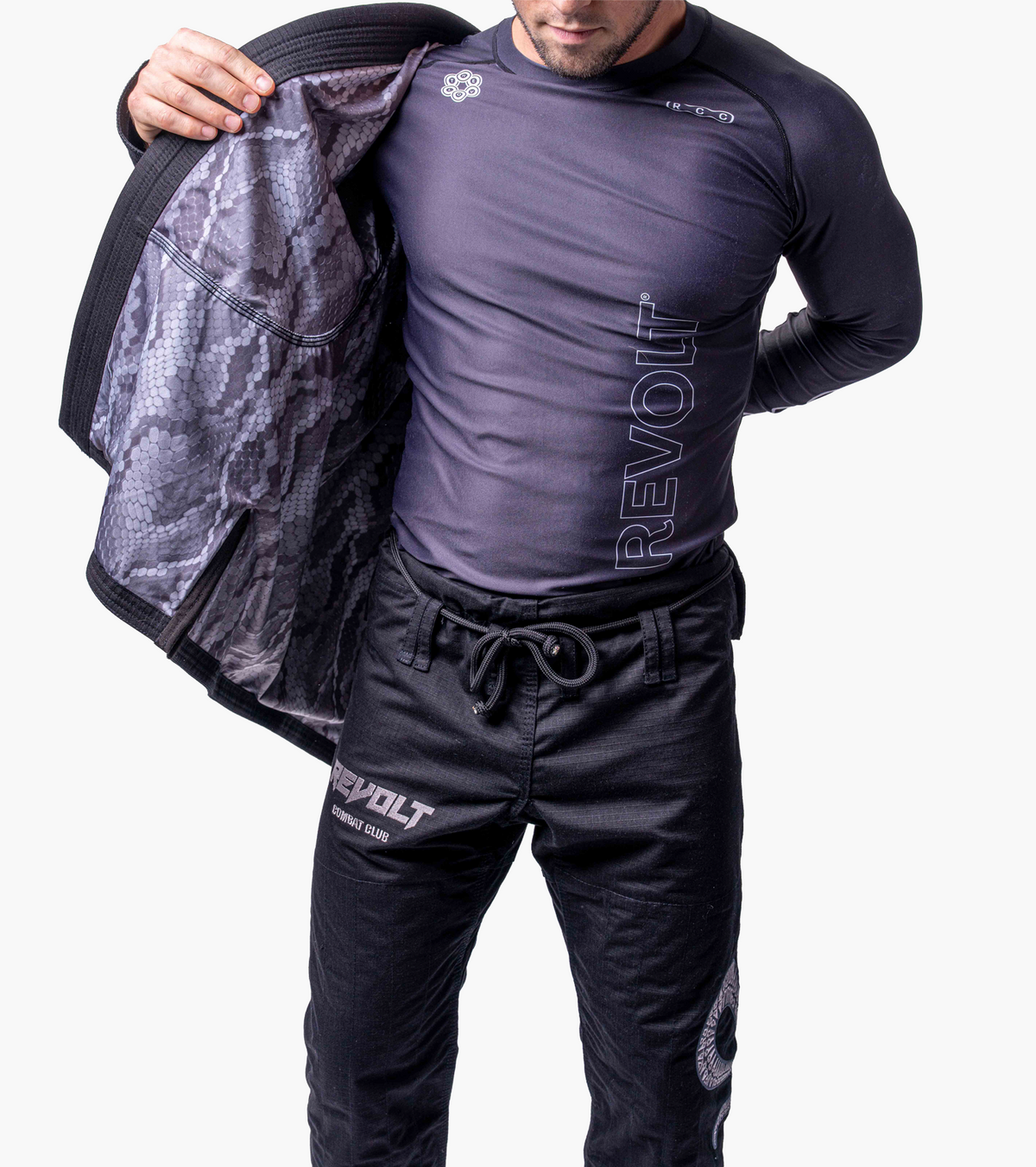 Revolt PYTHON GI