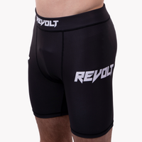 Revolt Zwarte VT Shorts